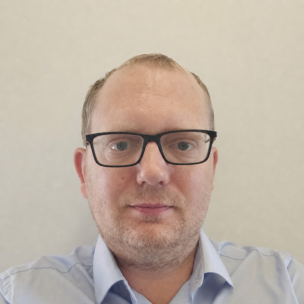 Le formateur Michaël Bertrand, formateur en droit public et fondateur de Droit Public Académie